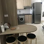 Luxury Center Айя-Напа