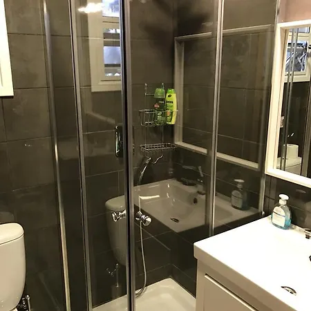 Luxury Center Αγία Νάπα