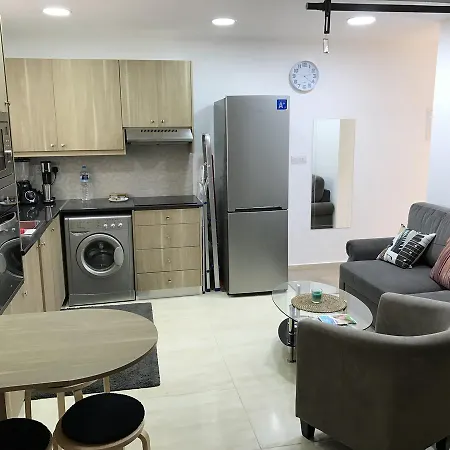 Luxury Center * Αγία Νάπα