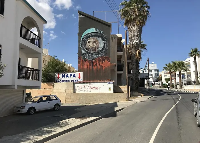 Luxury Center דירה *